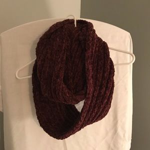 Lauren Conrad infinity 🧣